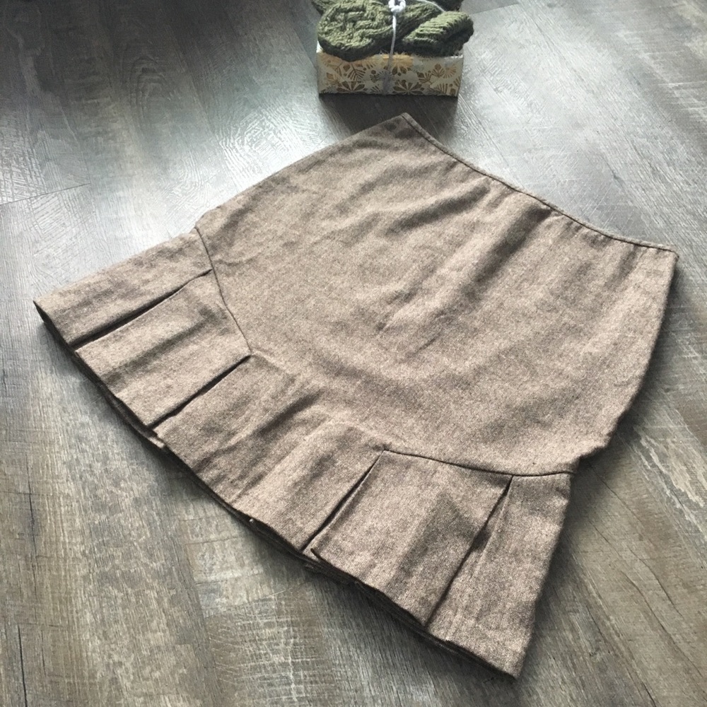 Size 16 Brown Wool Skirt w/ Super Cute Pleats